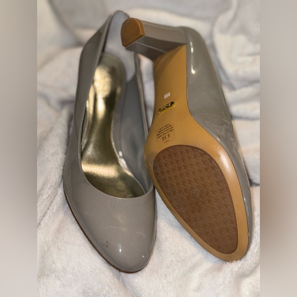 LAUREN Ralph Lauren Womens Size 9.5 100% Patent Leather Heels in Gray - Picture 8 of 16